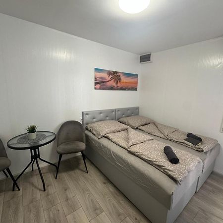 Kinizsi Udvar Apartmanhaz Balatonboglar Bagian luar foto
