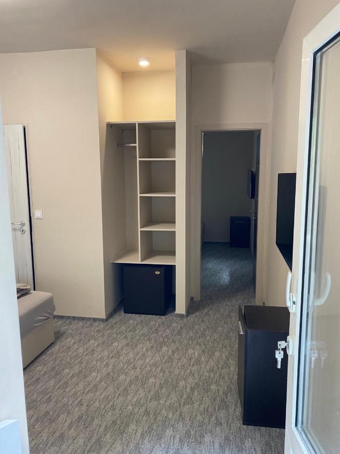 Kinizsi Udvar Apartmanhaz Balatonboglar Bagian luar foto