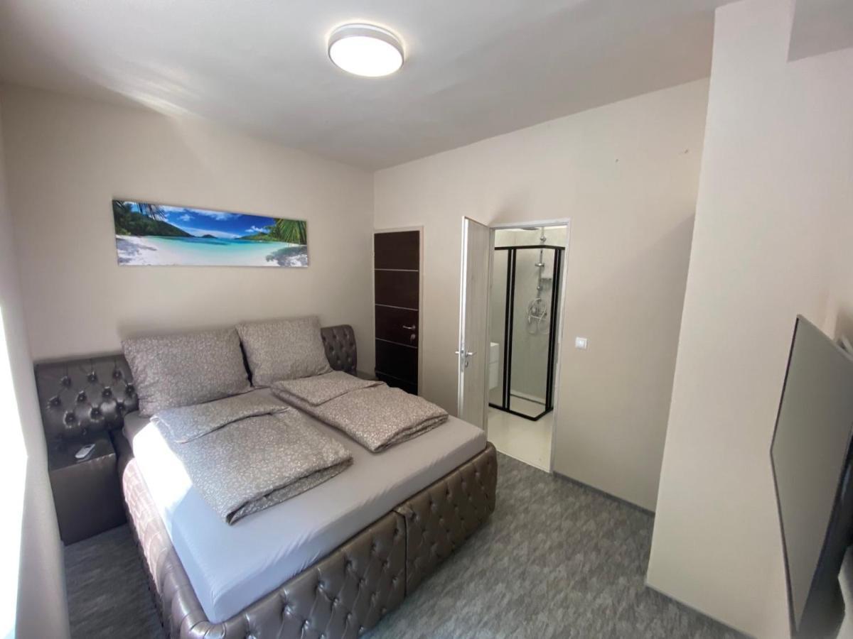 Kinizsi Udvar Apartmanhaz Balatonboglar Bagian luar foto