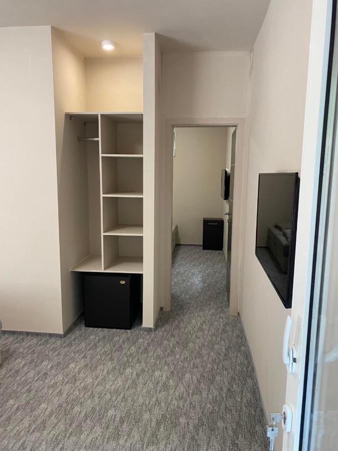Kinizsi Udvar Apartmanhaz Balatonboglar Bagian luar foto