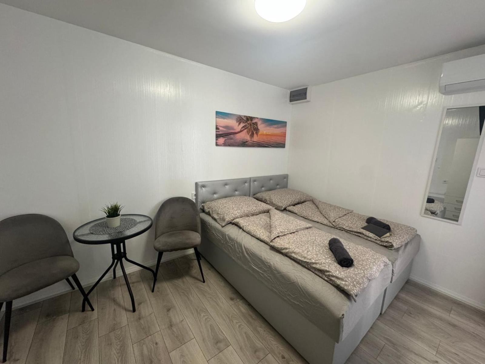 Kinizsi Udvar Apartmanhaz Balatonboglar Bagian luar foto