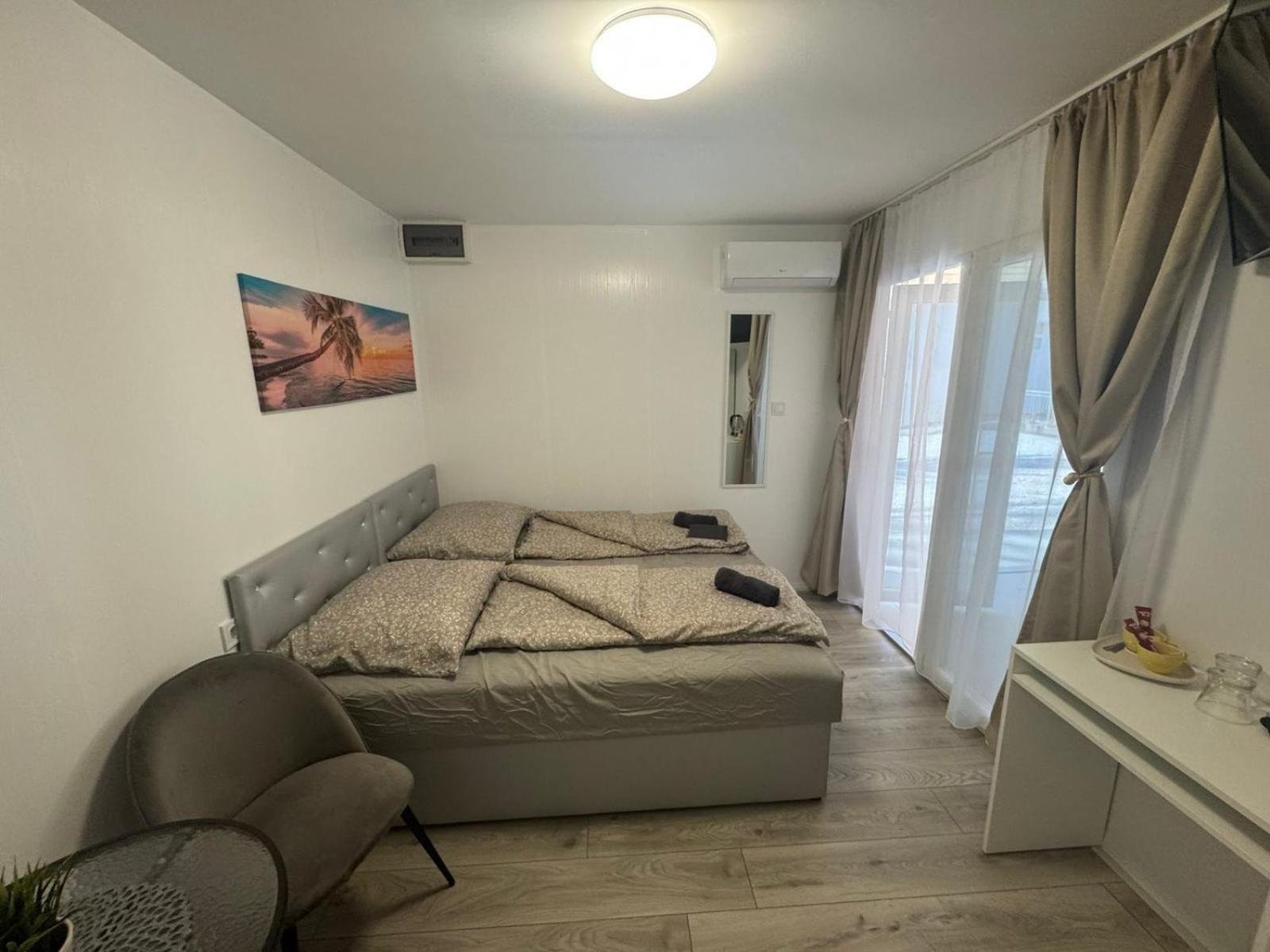 Kinizsi Udvar Apartmanhaz Balatonboglar Bagian luar foto