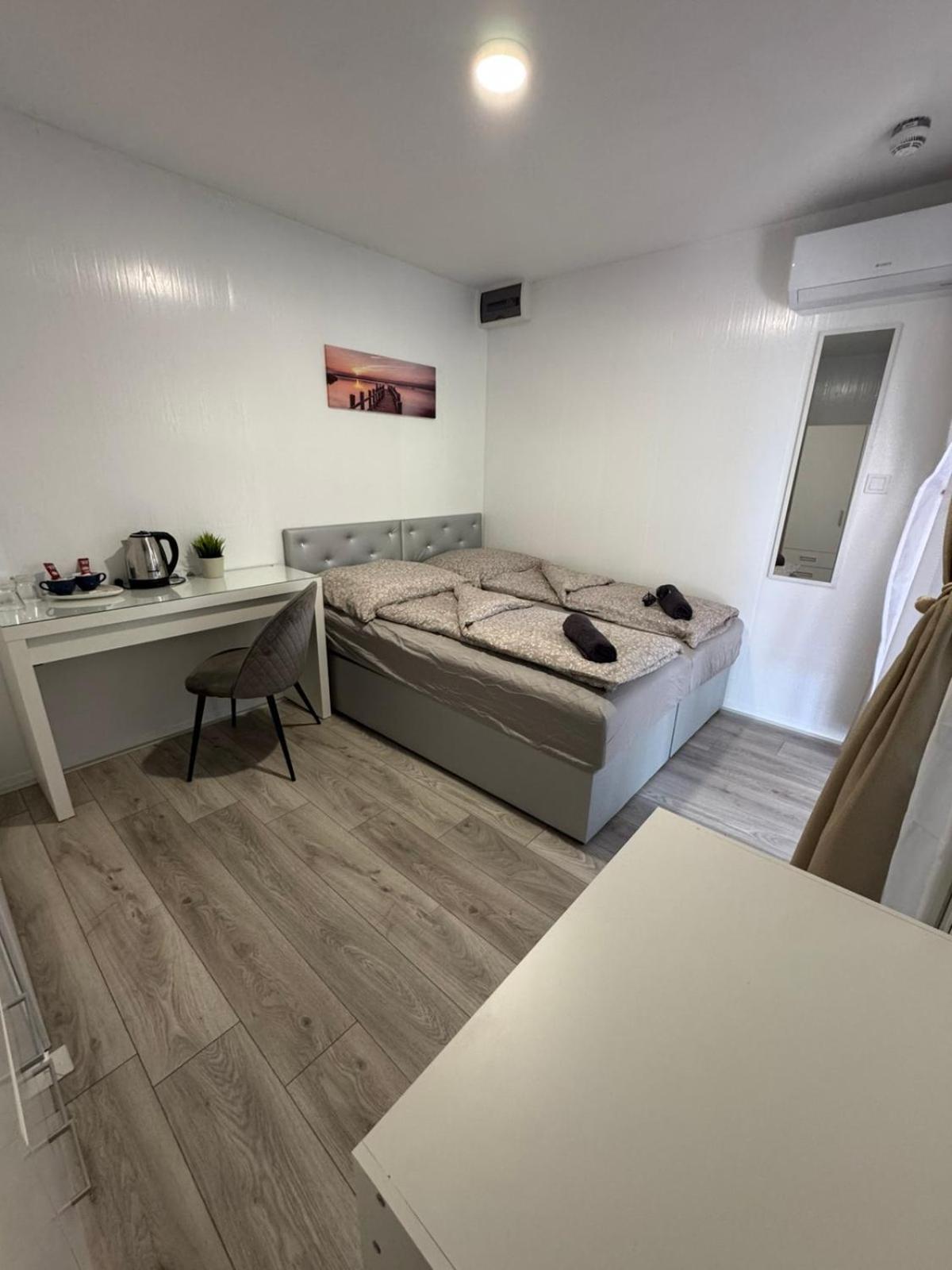 Kinizsi Udvar Apartmanhaz Balatonboglar Bagian luar foto