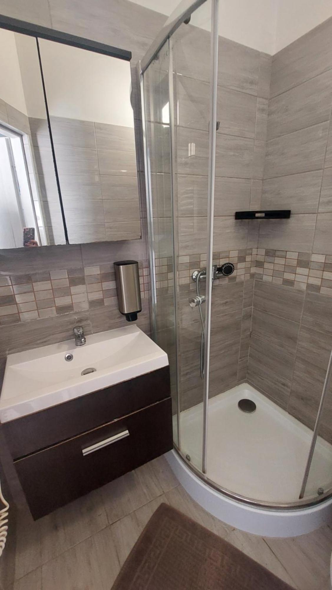 Kinizsi Udvar Apartmanhaz Balatonboglar Bagian luar foto